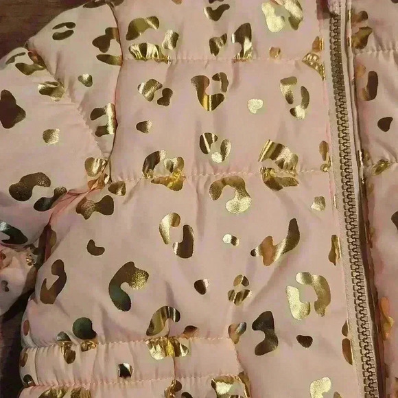 Carter's Fleece Lined Hooded Puffer Coat Pink Cheetah Print NWOT - Picture 2 of 6